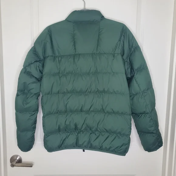 Uniqlo Green 3D Wide Cut Quilted Ultra Light Down Puffer Jacket